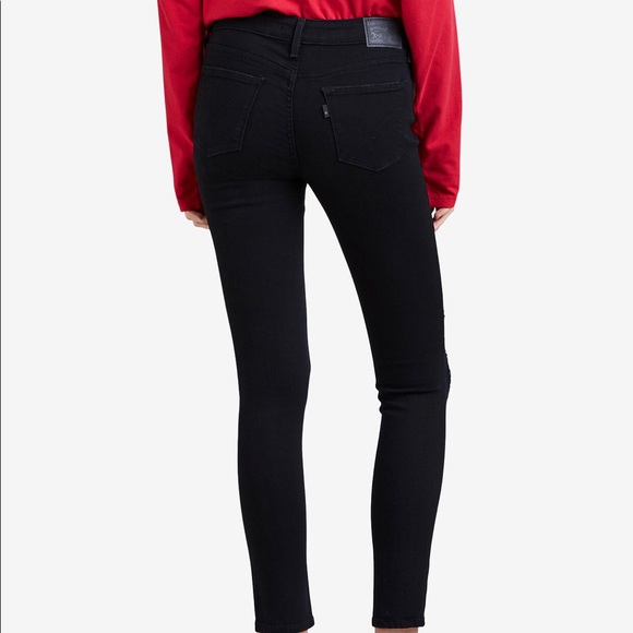 Levi’s destroyed Black 711 Skinny Jeans - Picture 3 of 9